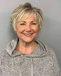 Diane Wert's Instagram, Twitter & Facebook