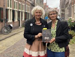 Afbeeldingsresultaat voor dineke van es verwoeste steden