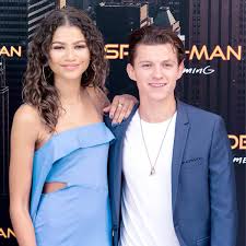Смотрите фильмы и сериалы на кинопоиске. Ellegirl Russia On Twitter Omg Zendaya I Tom Holland Vstrechayutsya Ttp Www Ellegirl Ru Articles Omg Zendaya I Tom Holland Vstrechayutsya Ellegirl Ellegirlrussia Zendaya Tomholland Https T Co Avaynciatt