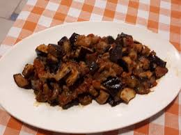 Melanzane al funghetto indicazioni chiare e dettagliate su come preparare questa ricetta: Ricetta Melanzane A Funghetto Al Forno Dolcidee