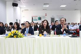 Bà hằng được bổ sung làm thành viên hđqt kienlongbank vào tháng 1 vừa qua. Sáº¿p Sunshine Bb Group Chinh Thá»©c Vao HÄ'qt Kienlongbank