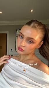 Achieve Classy Glass Skin with d'Alba White Truffle First Spray Serum