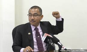 Sinnadurai) timbalan ketua pengarah kesihatan (perubatan). Malaysiakini Noor Azmi Pertahan Noor Hisham