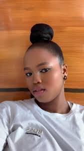 Cheers😋 to us hu delete some friend requests after viewing de profile  pic😋😂🤣😋😋