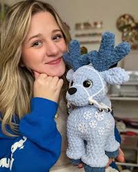 Amigurumi Reindeer Crochet Pattern: Festive Christmas Decor (PDF Pattern)
