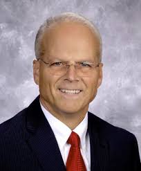 Hamilton schools superintendent to retire in 2015