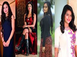 Sri Bharatha Baahubali Gives Kannada Cinema Four New Leading Ladies Kannada Movie News Times Of India However, this might be what you're looking for, the song at the end credits, along with the bgm (it's in t. sri bharatha baahubali gives kannada