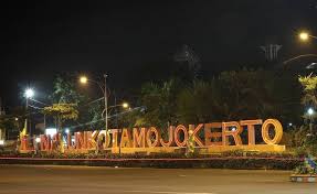 Rp 3 6 Miliar Untuk Percantik Alun Alun Kota Mojokerto Nusa Daily