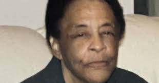 Lenore Mayo's Instagram, Twitter & Facebook