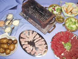 Déclic organise un repas pour célébrer la nouvelle année le jeudi 9 janvier 2020 à midi. 5 Idees De Repas Cools Pour Un Nouvel An Entre Amis