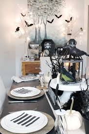 Dining Room Halloween Decor Ideas Clean And Scentsible Halloween Table Decorations Halloween Dining Room Simple Halloween Decor