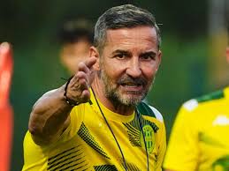 JSK : Zinnbauer confirme une arrivée et annonce deux autres