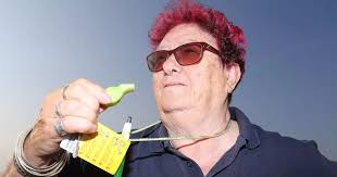 Heroine 76-year-old Doreen Lawrence saves man's life at Carbis Bay