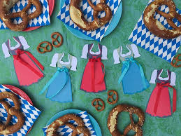 Oktoberfest Dirndl Und Partyideen Oktoberfest Party Oktoberfest Oktoberfest Party Ideen