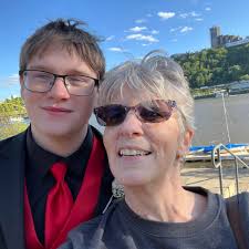 Easy fire pit for marshmallows 😃