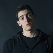 Conor Robertson's Instagram, Twitter & Facebook