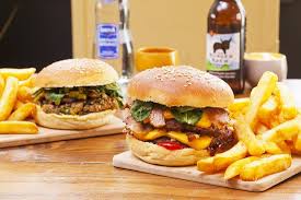 Les Meilleurs Burger Set Frites De Lille Et Le Pire Avis De Voyageurs Sur Holy Moly Gourmet Burger Lille Tripadvisor
