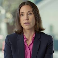 Sandra Winn's Instagram, Twitter & Facebook