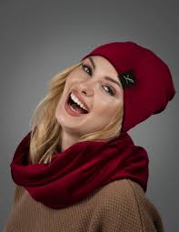 Welurowy zestaw zimowy Krasnal LEMA komplet czapka Smerfetka + szal