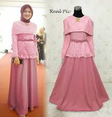 Model baju gamis brokat ini merupakan model pakaian dengan kombinasi trendi yang terbaru. Model Gamis Brokat Pesta 2020 Yang Mewah Dan Menawan