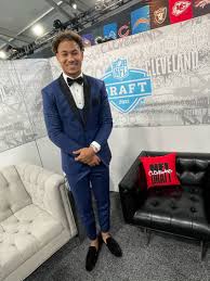 Is cade cunningham or jalen green the no. Playstation Chains And Wakanda Suits The 2021 Nfl Draft Might Ve Been The Most Stylish Yet Gq
