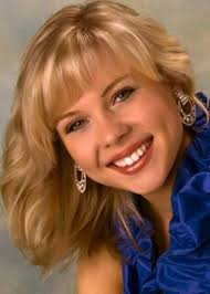 Ocean Springs woman crowned Miss Mississippi