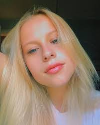 Hannah Dougherty's Instagram, Twitter & Facebook