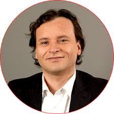 Mauricio Jara's Instagram, Twitter & Facebook