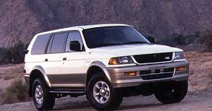 mitsubishi montero sport v6 photos reviews news specs buy car mitsubishi pajero sport mitsubishi mitsubishi pajero mitsubishi montero sport v6 photos