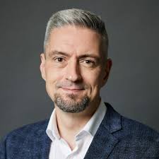 StoRM: A Stochastic Regeneration Model for Speech Enhancement and  Dereverberation