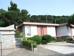 In soli 20 chilometri di costa sono racchiuse località diverse tra loro e adatte per ogni tipo di vacanza: Brauntour Isola D Elba Marisa Marciana Marina