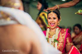Candid photographers know how to look at each scene. Candid Vs Traditional Wedding Photography Canvera Blog