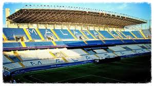 De spaanse primera división bestaat uit 20 teams en er zijn dan ook 20 verschillende spaanse voetbalstadions. Malaga Voetbalstadion La Rosaleda Andalusie Spanje Ontdekmalaga Nl
