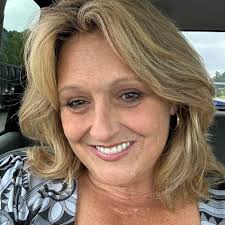 Addiction, depression and anxiety are all treatable. We do recover when we  don't to do it alone. @castcenters outpatient is where the healing magic  happens 🫶🏻 Give us a call if you