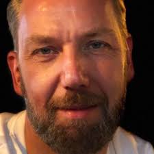 Stuart Edmonds (he/him) (@stuartd_e)