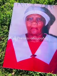 Custom Hand-Painted Portraits That Capture Memories