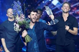 De officiële songfestival twitter van avrotros | de organisatie van het eurovisie songfestival 2021 is een samenwerking. Arcade Producer Maakt Nu Zwitserse Inzending Voor Songfestival Show Ad Nl