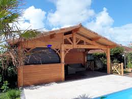 Cuisine D Ete Ou Pool House Ossature Bois Du Cote D Arcachon 06 25 55 07 03 Permis De Construire Amenagement Jardin Plan Permis De Construire