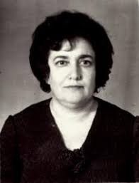 Riva Pizman Biography