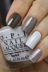 Some of the gray nails that we collected from the internet incorporated glittered designs and jewels. Gray Nails Design