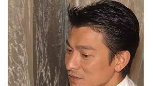 Koleksi oleh swella • terakhir diperbarui 2 hari yang lalu. 5 Gaya Rambut Cowok Yang Ngetren Di Era 1990 An Kumparan Com