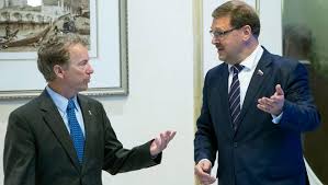 Check spelling or type a new query. Sen Rand Paul Kentucky Republican Invites Russians To Capitol