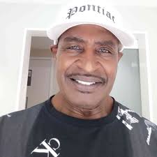 Azzi Fudd's "I 💙 PB" shirt at the Dallas Wings game 🔥