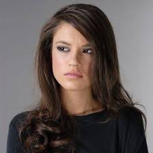 Yüsra geyik hakkında merak edilen aslen nereli? Yusra Geyik Home Facebook