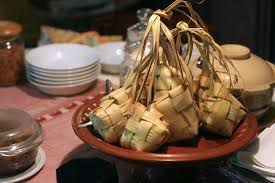 Hari raya aidilfitri (bahasa arab: Ketupat Wikipedia