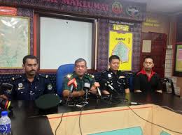 Kegagalan mewujudkan pendidikan merata di seluruh indonesia,beberapa di antaranya adalah program pembagian peralatan sekolah secara gratis.telah kita ketahui bersama bahwa masih pemenuhan kebutuhan guru di berbagai pelosok daerah.guru merupakan elemen penting dalam. 19 Pelajar Ponteng Sekolah Di Kampar Dicekup