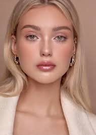 Mackenzie Gill (mackenzieegill)