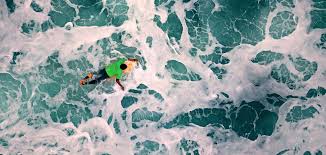 Campeonato Internacional de Surf busca reactivar el turismo en el Ecuador -  Escafandra Magazine