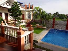 The villa offers just 8 luxurious guest rooms, 6 located in the main house and 2 in the carriage house. The Executive Villa Inn Suites Bed Breakfast Davao City