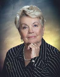 Anne Pecora's Instagram, Twitter & Facebook